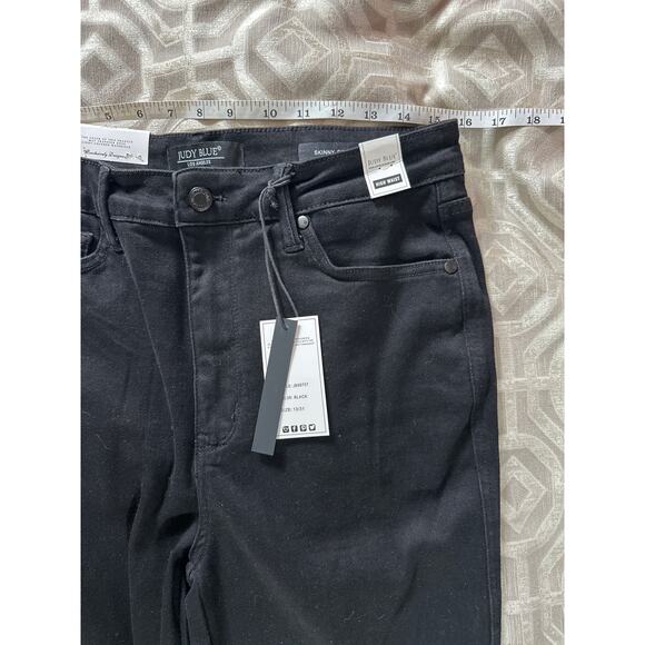 Judy Blue High Waist Tummy Control Skinny Black Denim Size13/31 Stretch Fit - Picture 4 of 7